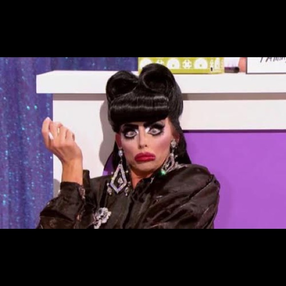 Meet your Posher, Jenny - Picture 1 of 1